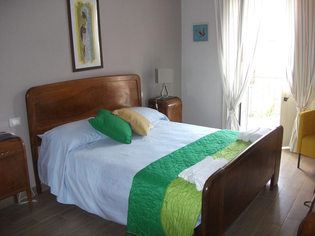 Holiday home Gli Dei E Le Rose
